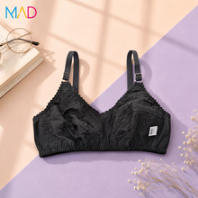 Load image into Gallery viewer, Pack of 4 Very Fine Quailty Chicken Cotton Bras