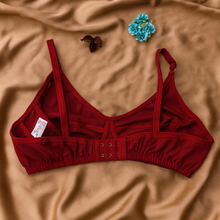 Load image into Gallery viewer, Pack of 4 Essential Xoxo Cotton Bras
